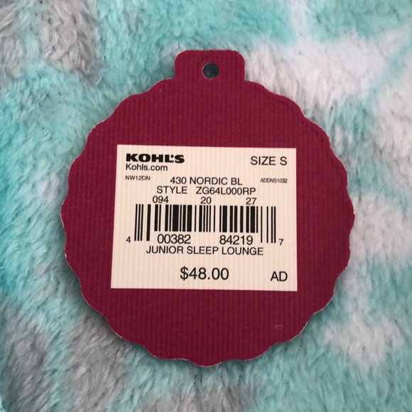 Winter Woman’s Fuzzy Onesie - Picture 6 of 8